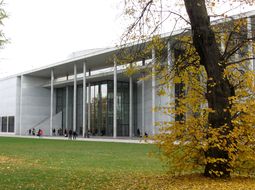 Pinakothek_der_Moderne_Muenchen