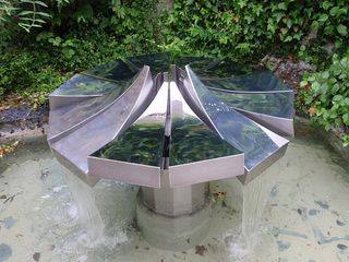 pol_bury_12-triangles-concaves-1990